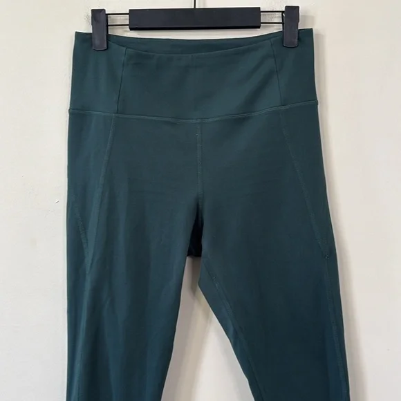 Girlfriend Collective Terrace Compressive High-Rise Capri Legging Size Medium - Picture 3 of 9